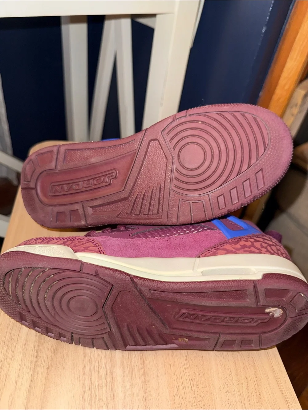 Jordan Spizike Low-Bordeaux/Hyper Royal/Sail Kids Size 4.5Y